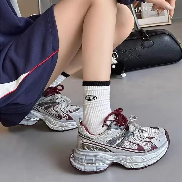 European station dad shoes women's autumn mesh shoes 2025 new platform casual sports shoes contrasting color super fire running shoes