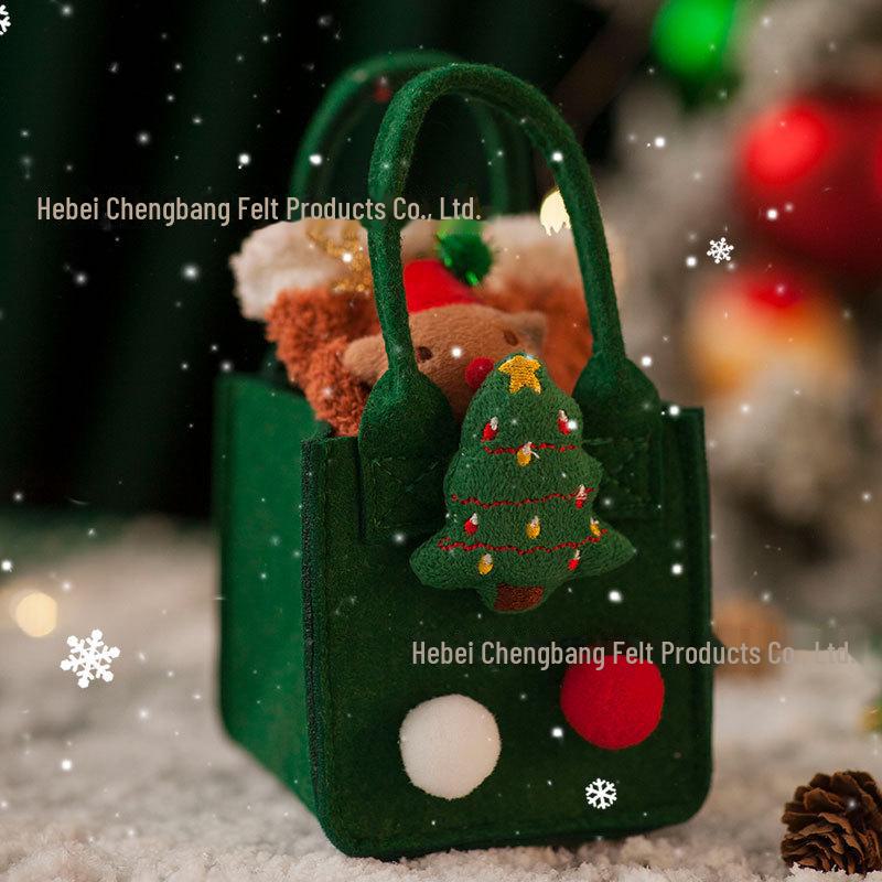 

Сумочка в канун Рождества: Фетровый мультяшный подарок и сумка для конфет для детей с возможностью индивидуального логотипа Small doll Christmas зелёный