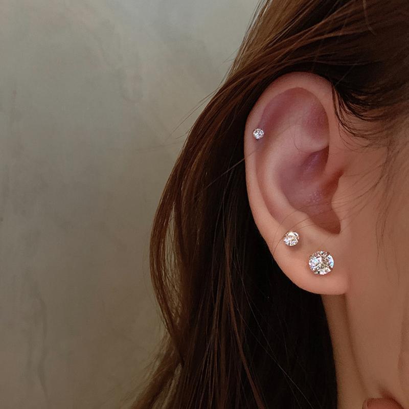 

Серьги с одним бриллиантом Простые мини-сладкие серьги