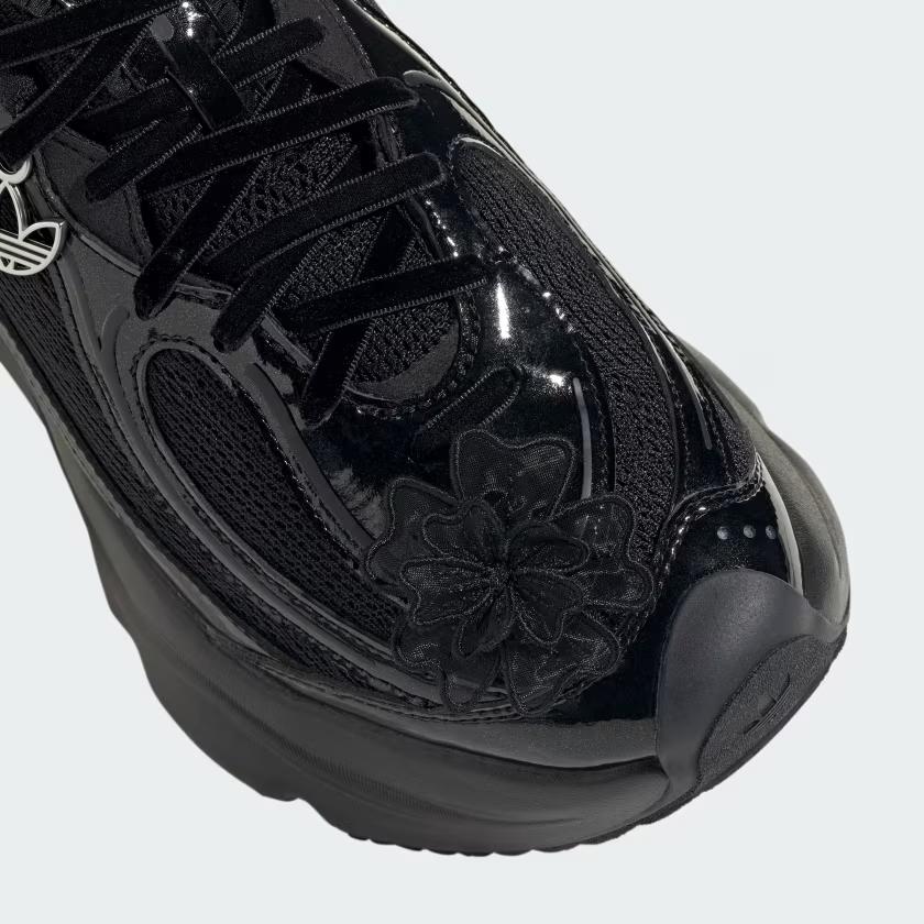 HQ2677 adidas Originals Ozvenuz Core Black Silver Metallic (Men's)
