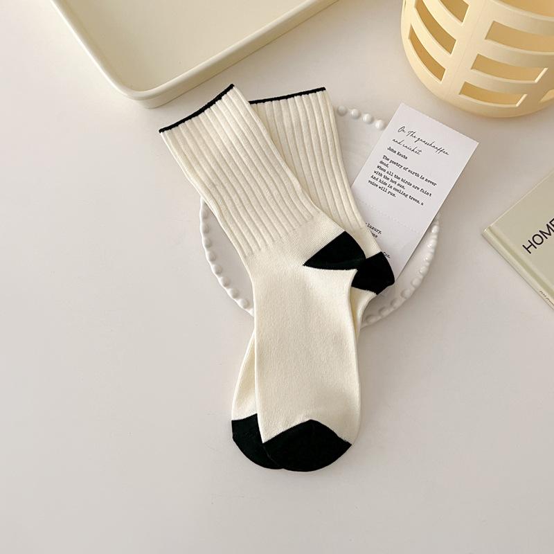 5 Paar Damen Frühling und Herbst Einfache Kontrastfarbene Baumwoll-Kniestrümpfe