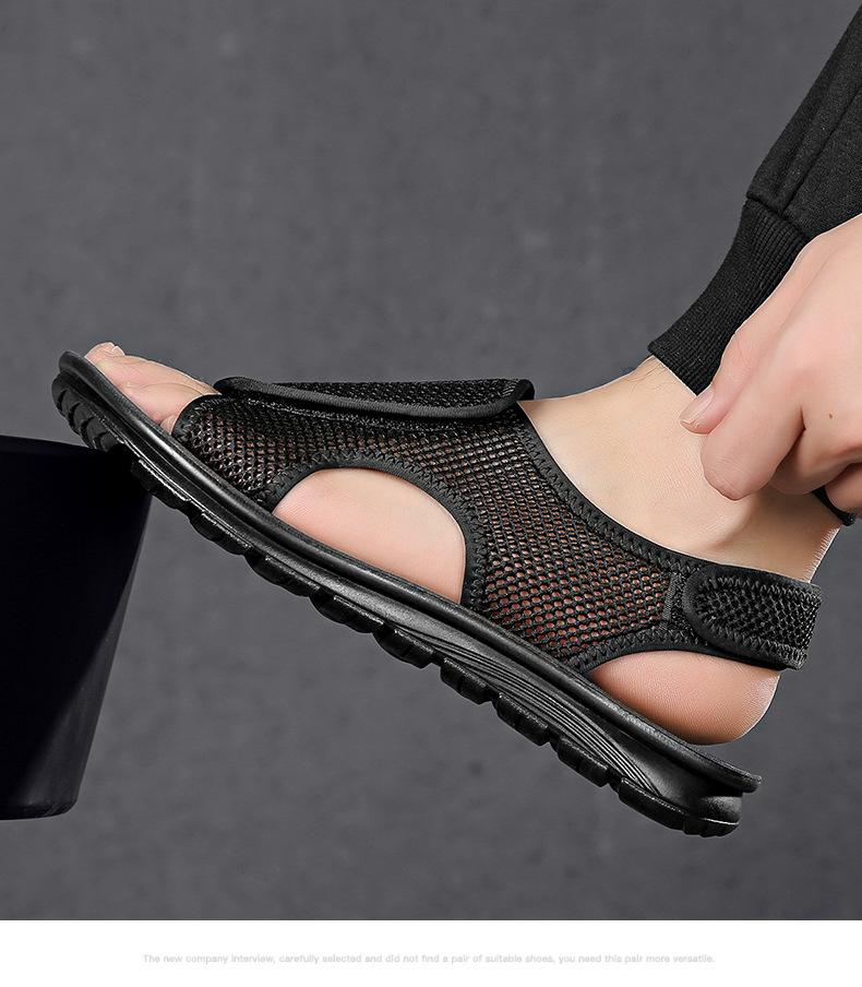 Fashion Breathable Quick-drying Lightweight Mesh Sandals for Men Summer New Designer Black Hallow Anti-slip Beach Shoes Sandals Men
