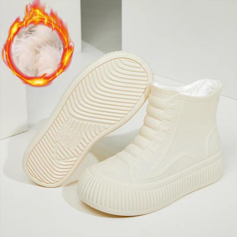 New women's water shoes inner height increase waterproof rain shoes non-slip rain boots short tube fashion Korean version rubber shoes water boots