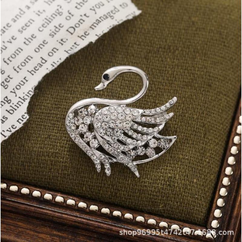 New Alloy Brooch High-end Niche Women's Peony High-end Pin Coat Suit High-end Versatile Brooch