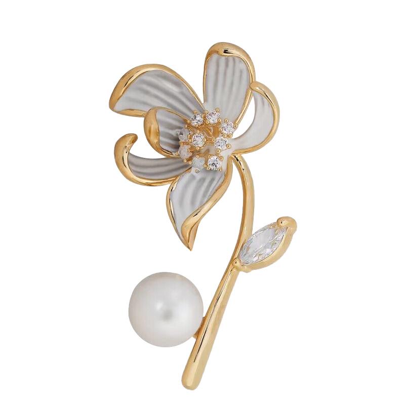 Elegant Luxury Enamel Diamond Pearl 3D Flower Brooch for Women – Anti-Exposure Pin Accessory