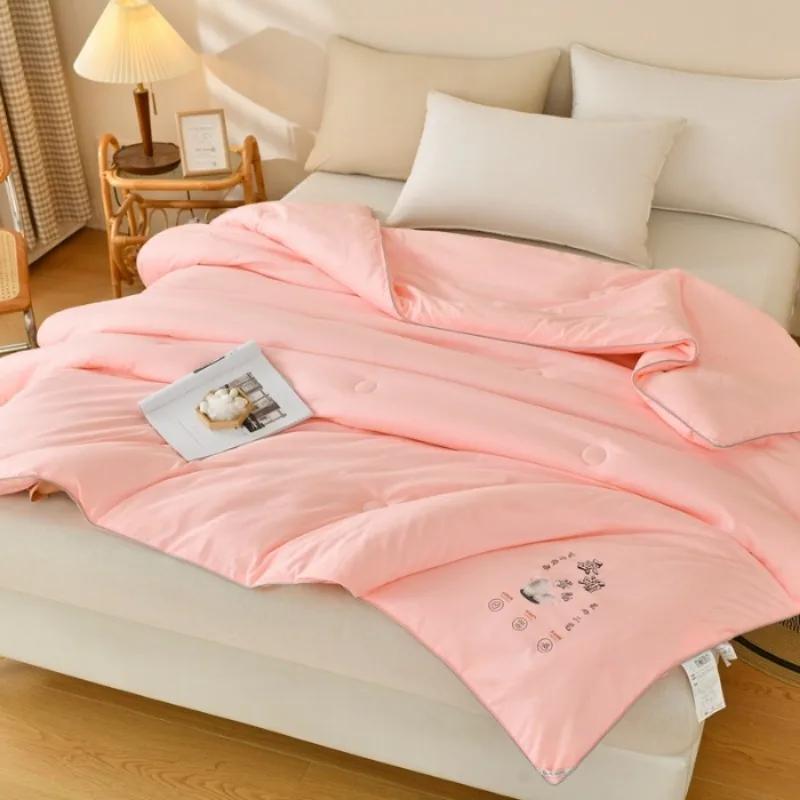 New Embossed Silk Quilt Soft and Comfortable Air Conditioner Cool Breathable Summer Quilt Silk Pupa Protein Quilt