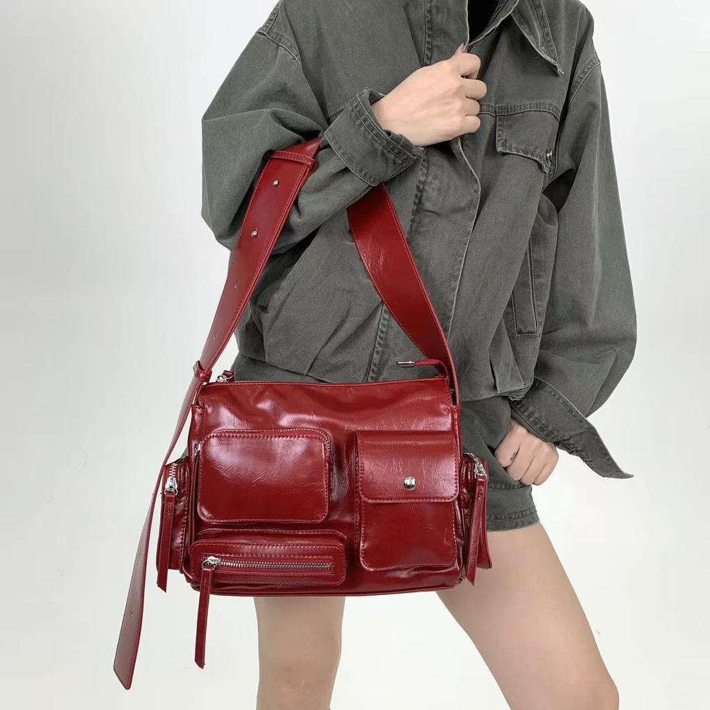 Ladies Personality Millennial Babes Street Bike Bag Multi-Pocket Vintage Shoulder Crossbody