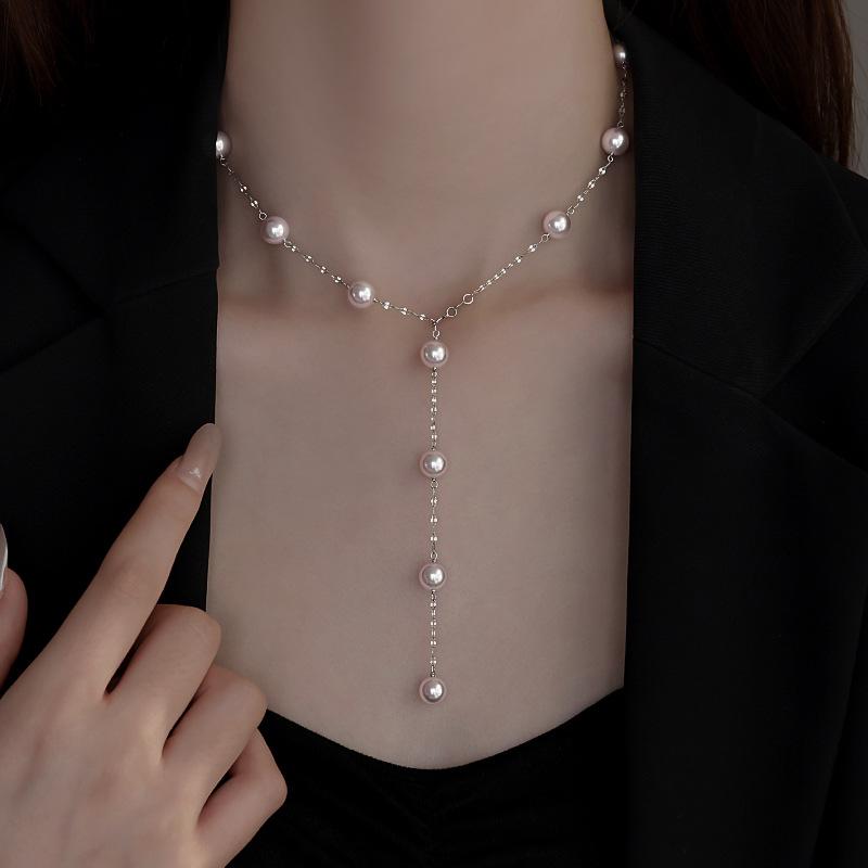 Manta rose pearl necklace niche retro temperament collarbone chain light luxury fashion versatile high-end earrings