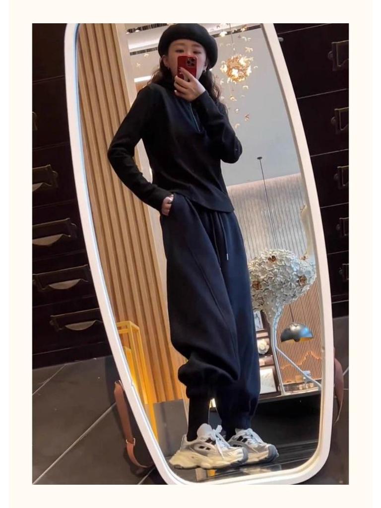 Fleece-Lined High-Waisted Tapered Women's Pants: Plus Size, Loose Fit, Versatile, Thick, Warm, Casual Autumn/Winter Sweatpants.