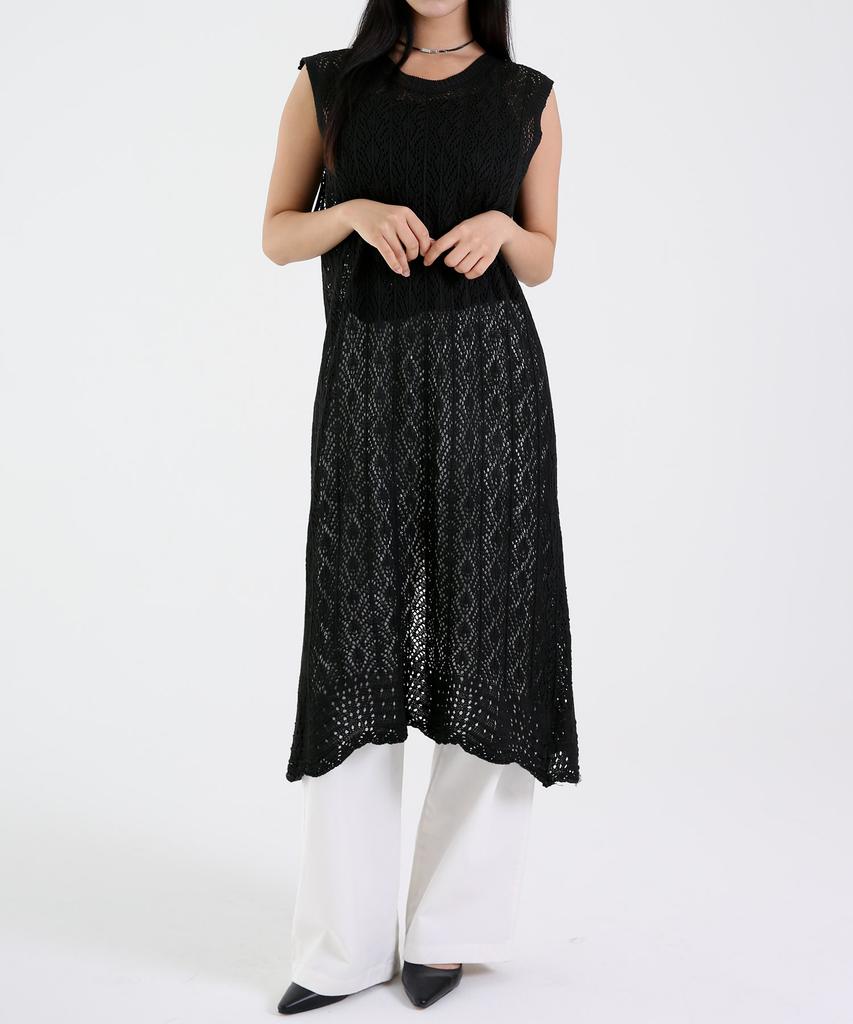 Eum Punching Long Knit Vest Dress Black