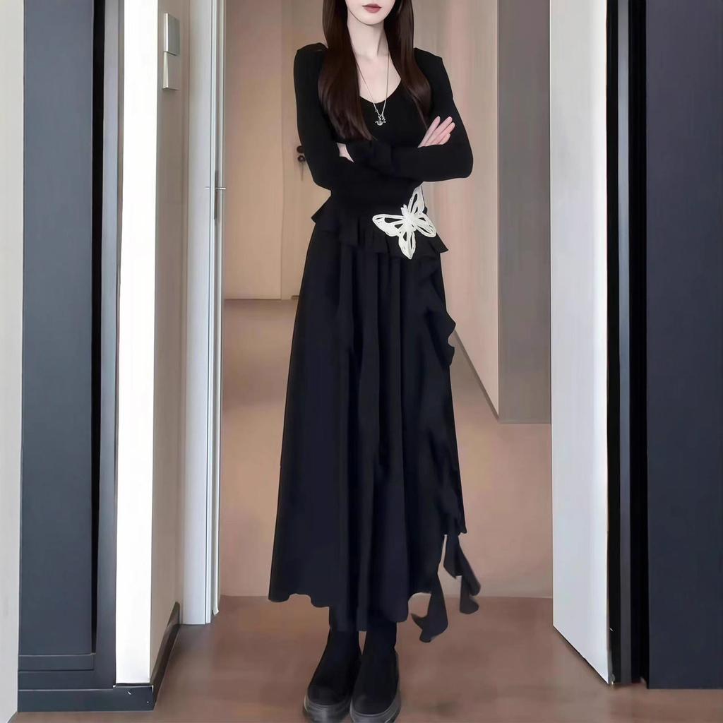 Hepburn temperament black long-sleeved dress children's early autumn new small irregular waist dress