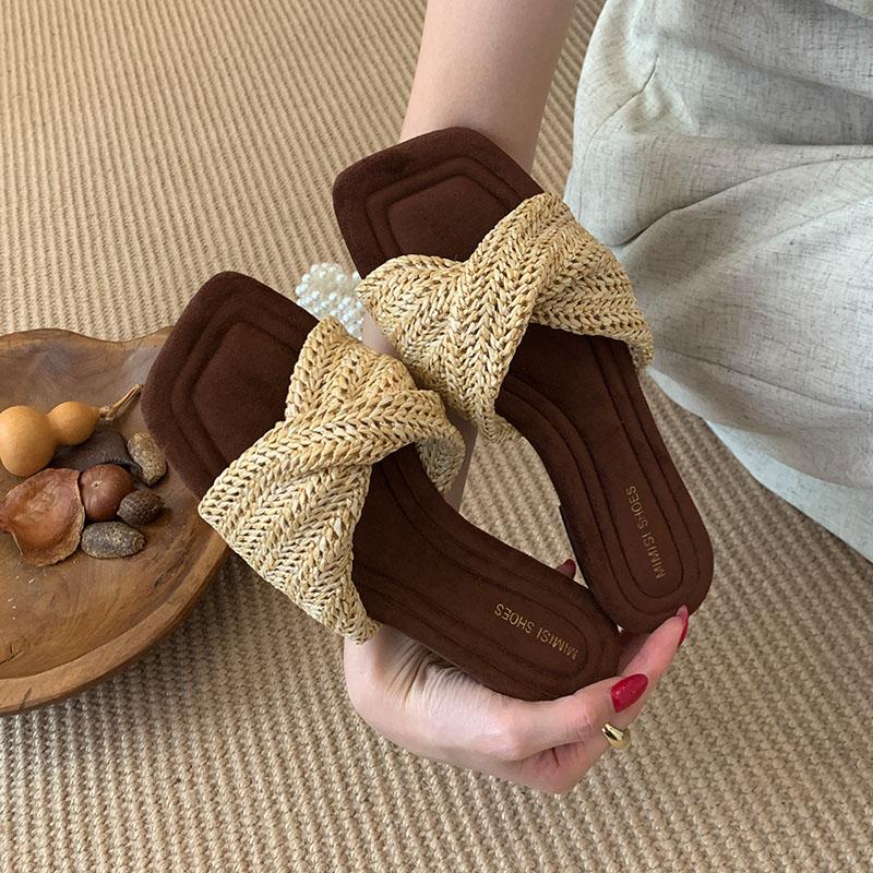 Fashion Female Slides Ladies Flats Slippers Shoes Casual Beach Soft Fashion Square Toe Women Flats Slippers Shoes Sandals Flip flops