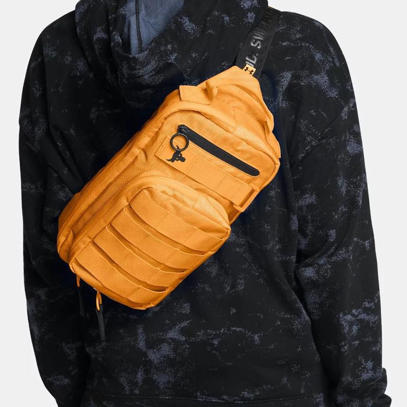 New Under Armour Polyester Shoulder Bag, Crossbody Bag, Fanny Pack Regular Unisex Nova Orange 1376457-803