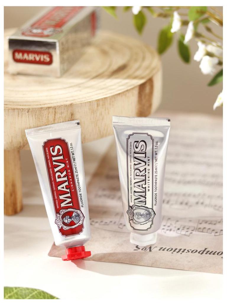 Jasmínová mátová zubní pasta pro svěží dech Dárková krabička - Itálie Mars Bright White 25ml vzorek