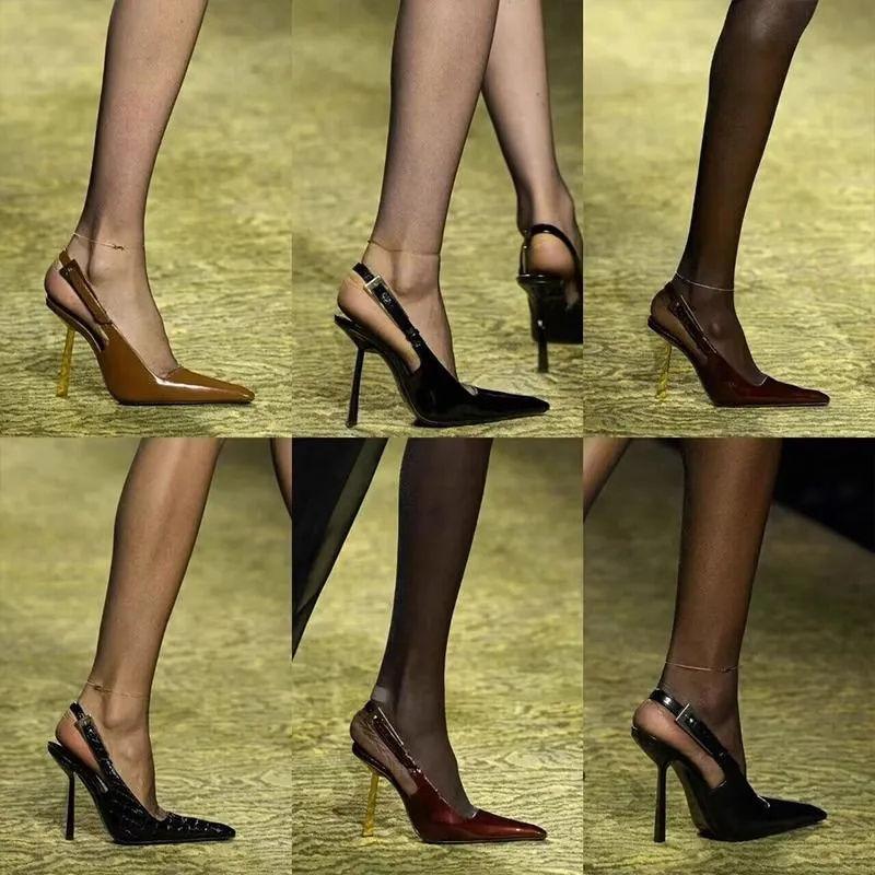 Černé vysoké podpatky špičaté tenké podpatky jaro nový temperament vysoký smysl sexy lakovaná kůže jednobarevné boty dámské s taškou sandály s krytou špičkou
