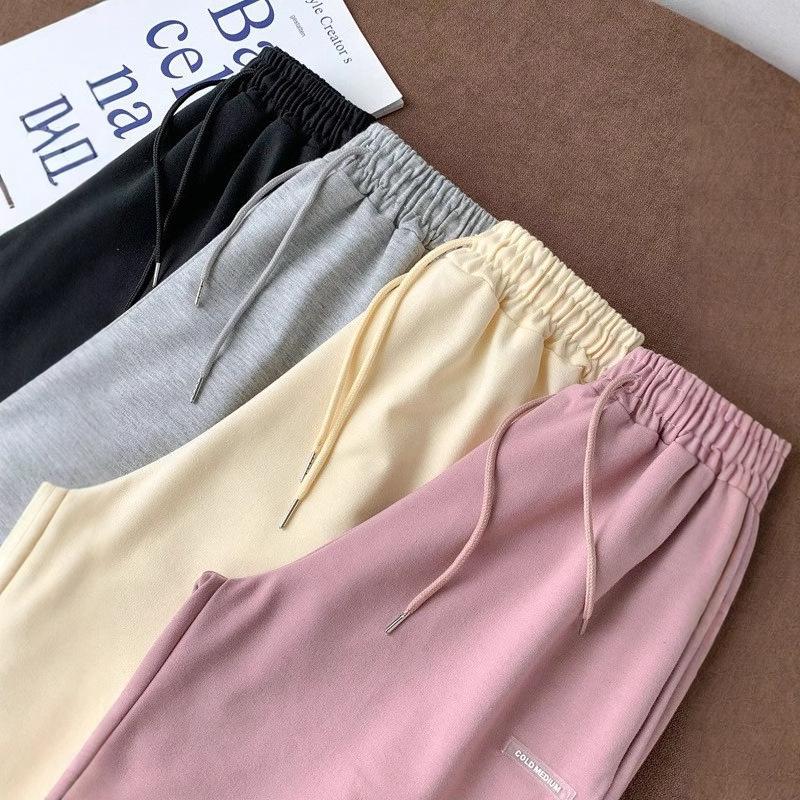 Lässige Sport-Fünf-Punkt-Shorts für Damen Sommer locker hochtailliert und dünn Pyjamahose, fauler Stil Haus weite Beine mittellang, zum Ausgehen