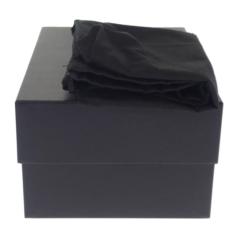 Saint Laurent 630951_DV708_1000 Torba na ramię czarna Skóra cielęca Kobiety