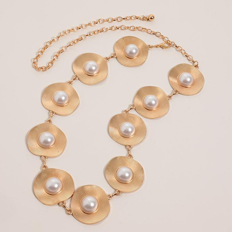 High-end Women's Waist Chain Metal Geometric Atmospheric Fashion Apparel Waist Chain Pearl Inlaid with Elegant Women's Waist Chain