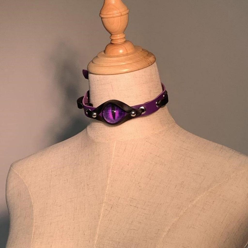 Gothic Punk Choker Necklace With Demons Eye Designs Fashion Accessory for Women Craft of PU Leather And Resin Alloy