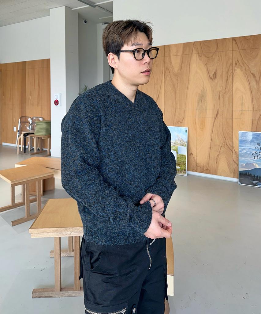 CUZNELLO Multi-Blend V-Neck Knit_Black