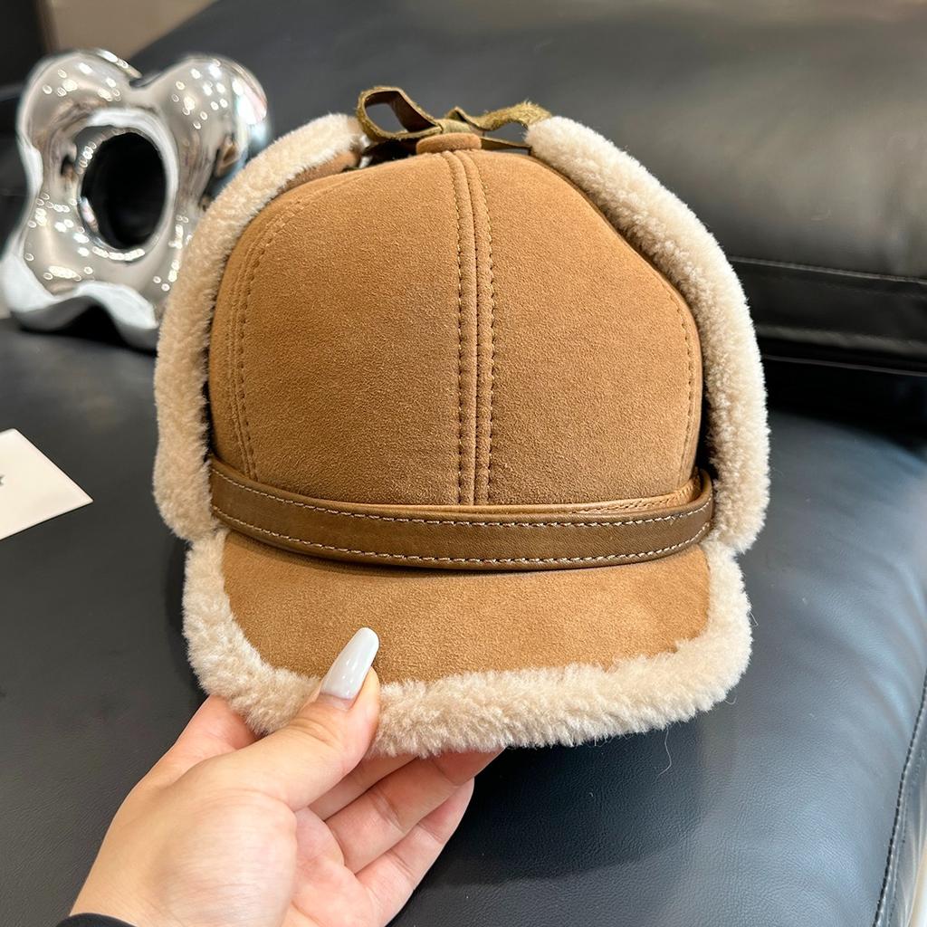 New Winter High Quality Leather Hat Men Fur Lamb Wool Warm Thick Earflaps Bomber Hats Men's Baseball Cap Russian hats