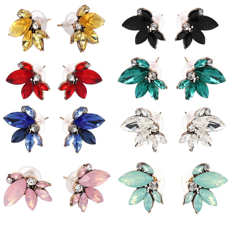 

8 цветов Простое маленькое крыло Симметричные хрустальные серьги Мода Женщины Заявление Шпилька Серьги Ювелирные изделия