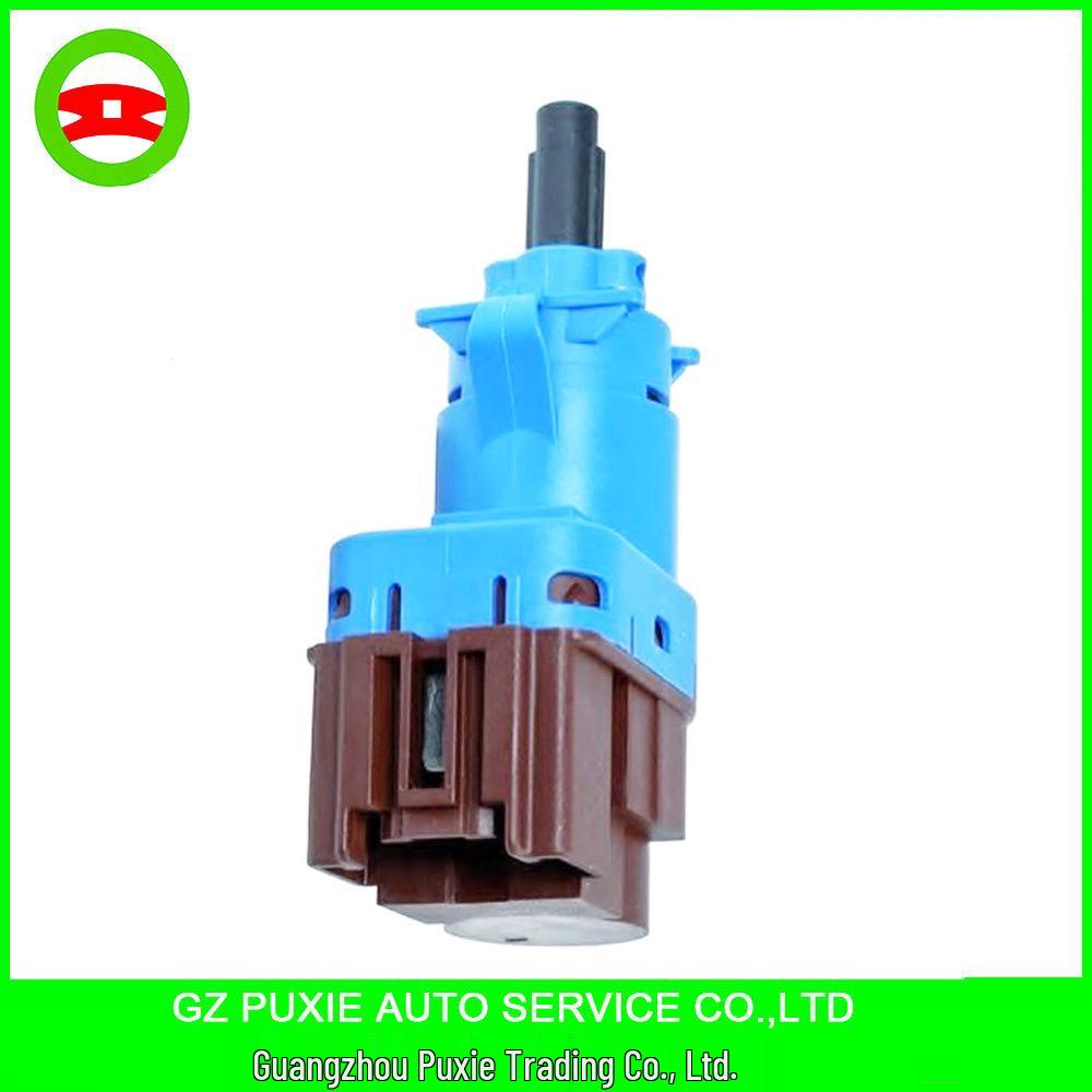 Mercedes-Benz Brake Light Switch 0015454409