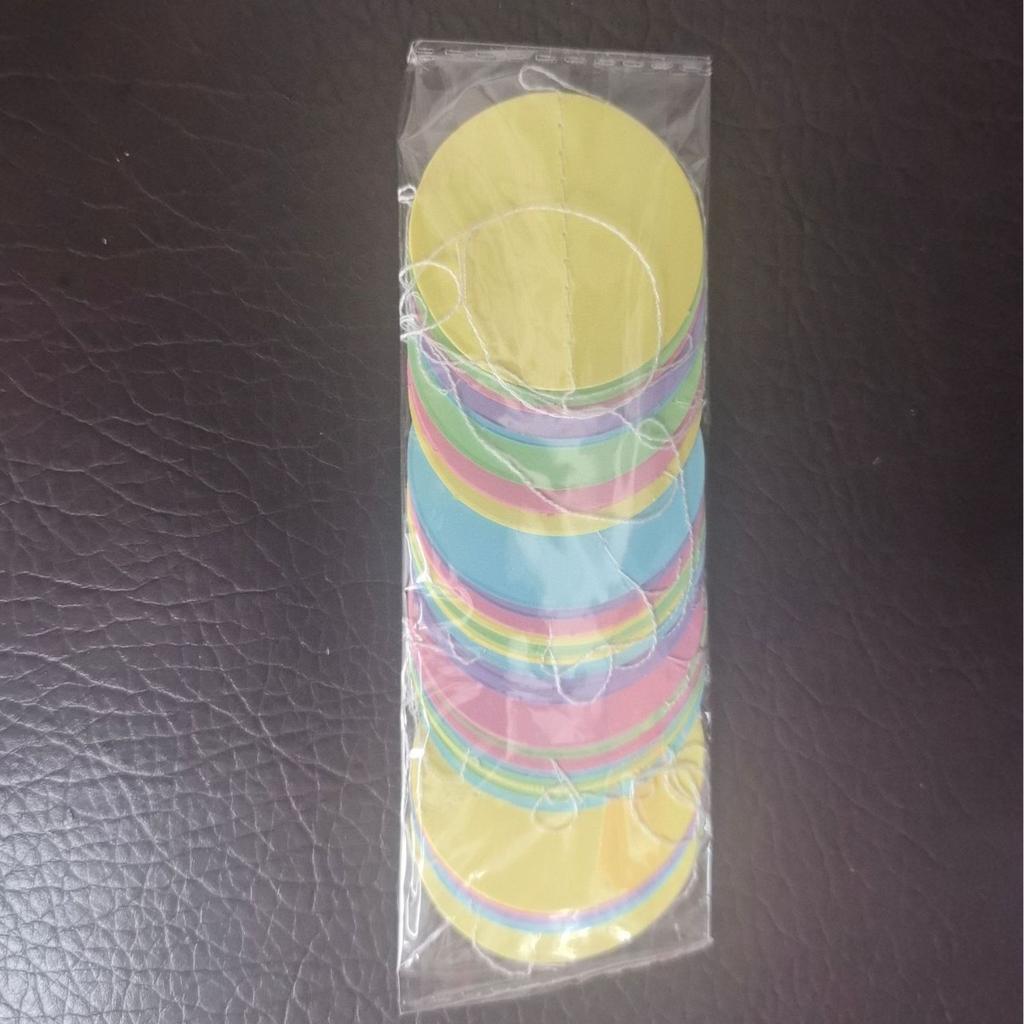 4 Meter String of Round Paper Hanging Decorations Suitable for Party Events and Home Decoration with Multiple Circular Paper Pieces