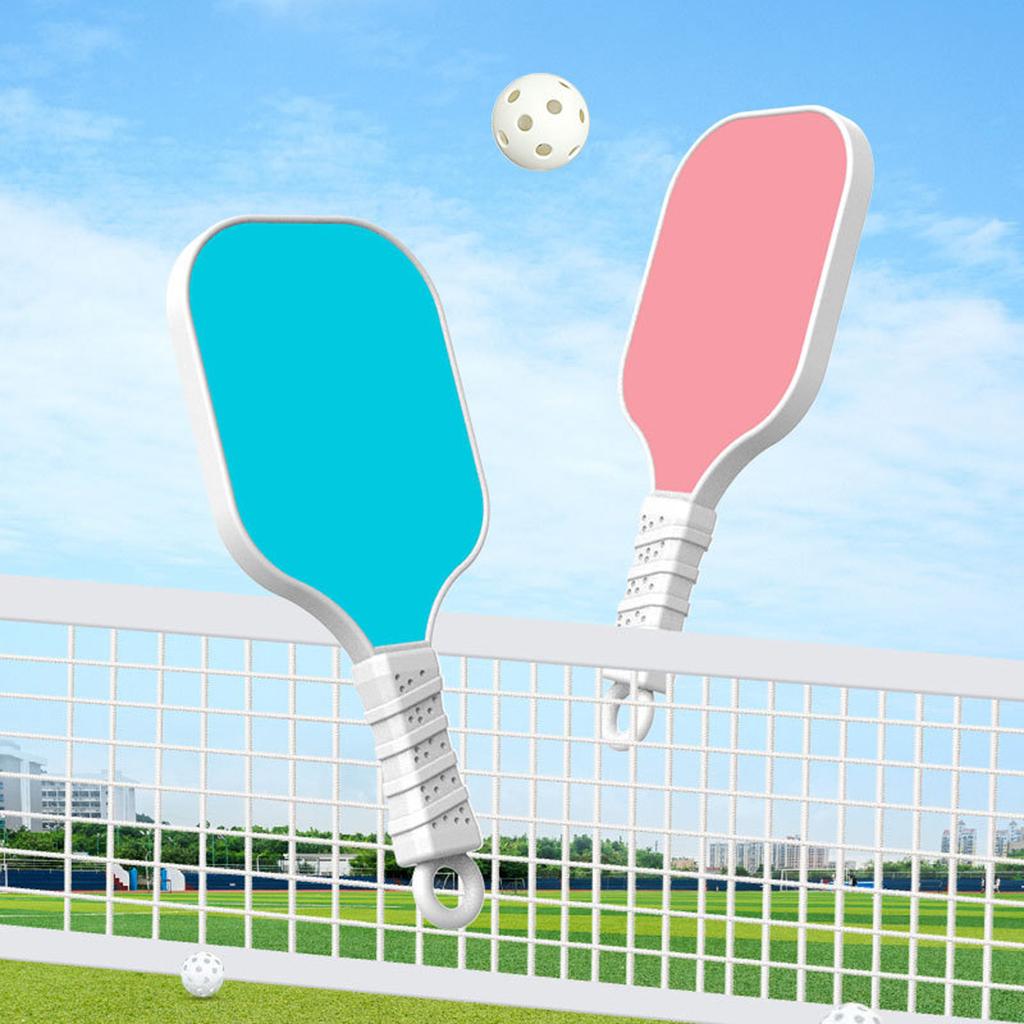Sturdy Zinc Alloy Pickleball Paddle Keychain Sports Inspired Design Lightweight and Portable for Keys or Bags Perfect Gift Item