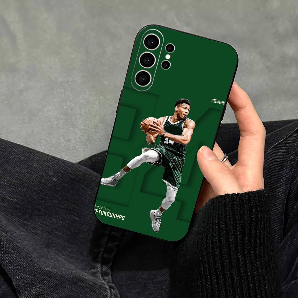 Giannis Antetokounmpo 34 Phone Case For Samsung S25,S24,S21,S22,S23,S30,Ultra,S20,Plus,Fe,Note,10,9,5G Black Cover