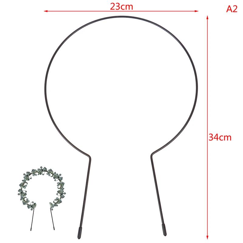 1Pc Plant Support Garden Stake Stand Round Vine Climbing Rack Ironheart-Shaped Flower Trellis Frame Stand Holder Plastic Decor