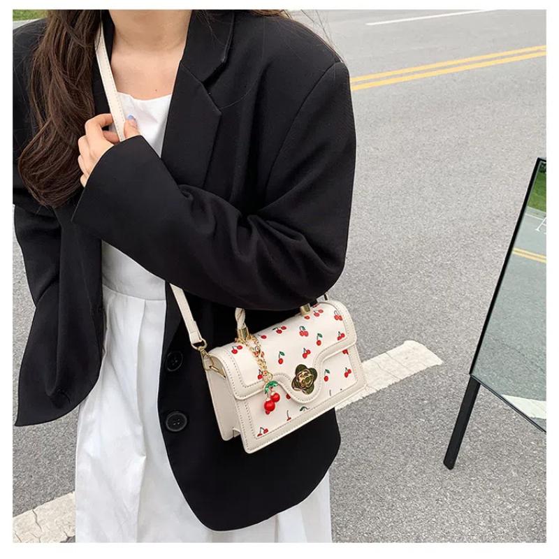 Sweet Cherry Square Chains Crossbody Bags for Woman Luxury Designer Brand Handbags Shoulder Bag New Female Black White HandBag