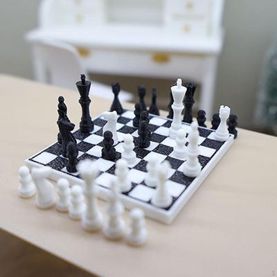 בובות וצעצועי פרווה – בתי בובות ואביזרים