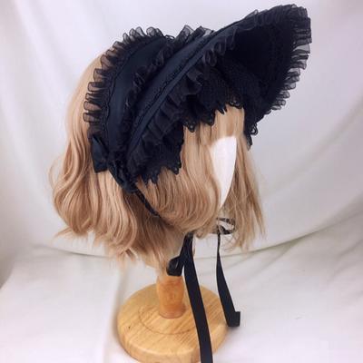 Kopfbedeckungen – Fascinators & Mini-Hüte