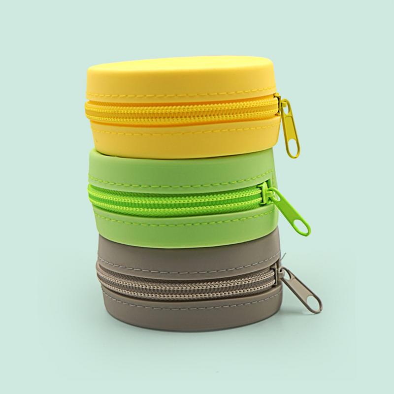 

Small Silicone Dog Treat Pouch Zipper Training Dog Snack Bag Portable Pets Training Fresh-keeping Bag With Chain For Dog Cat зелёный