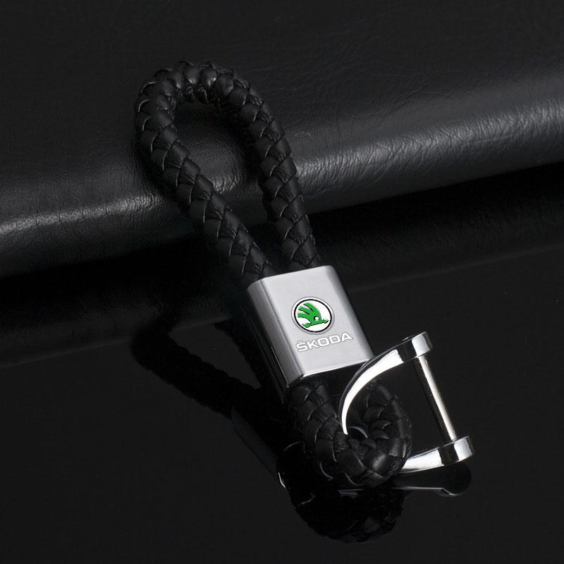 1pc Metal Car Key Chain Key Ring Key Lanyard Car Emblem Styling for Skoda 3 2 VRS Vision Rapid Kodiaq Favorit Rapid Octavia A5 A7 Superb