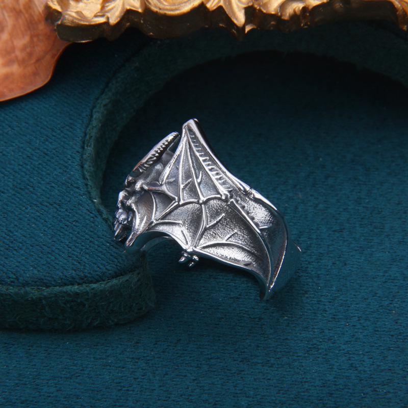 Yufang Silver Skull Bat Vintage Punk Ring for Men & Women - European American Style