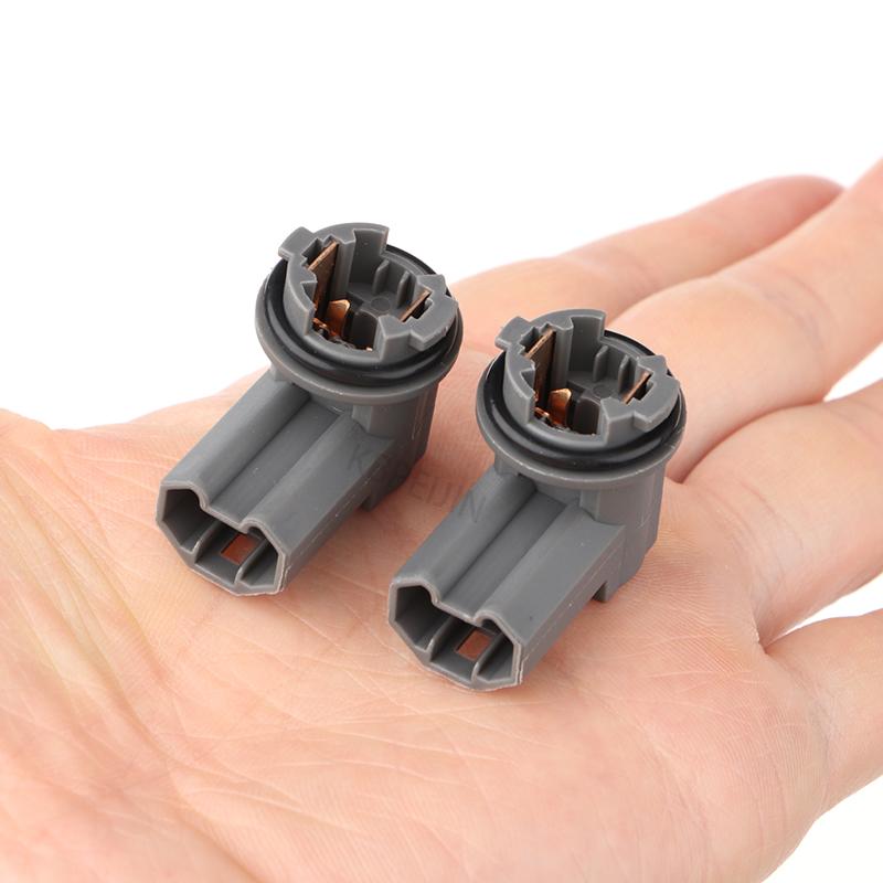 Tail Light Socket for Toyota RAV4 Corolla Geely T10 W5W Bulb Holder Car Lamp Replacement Parts 2PC