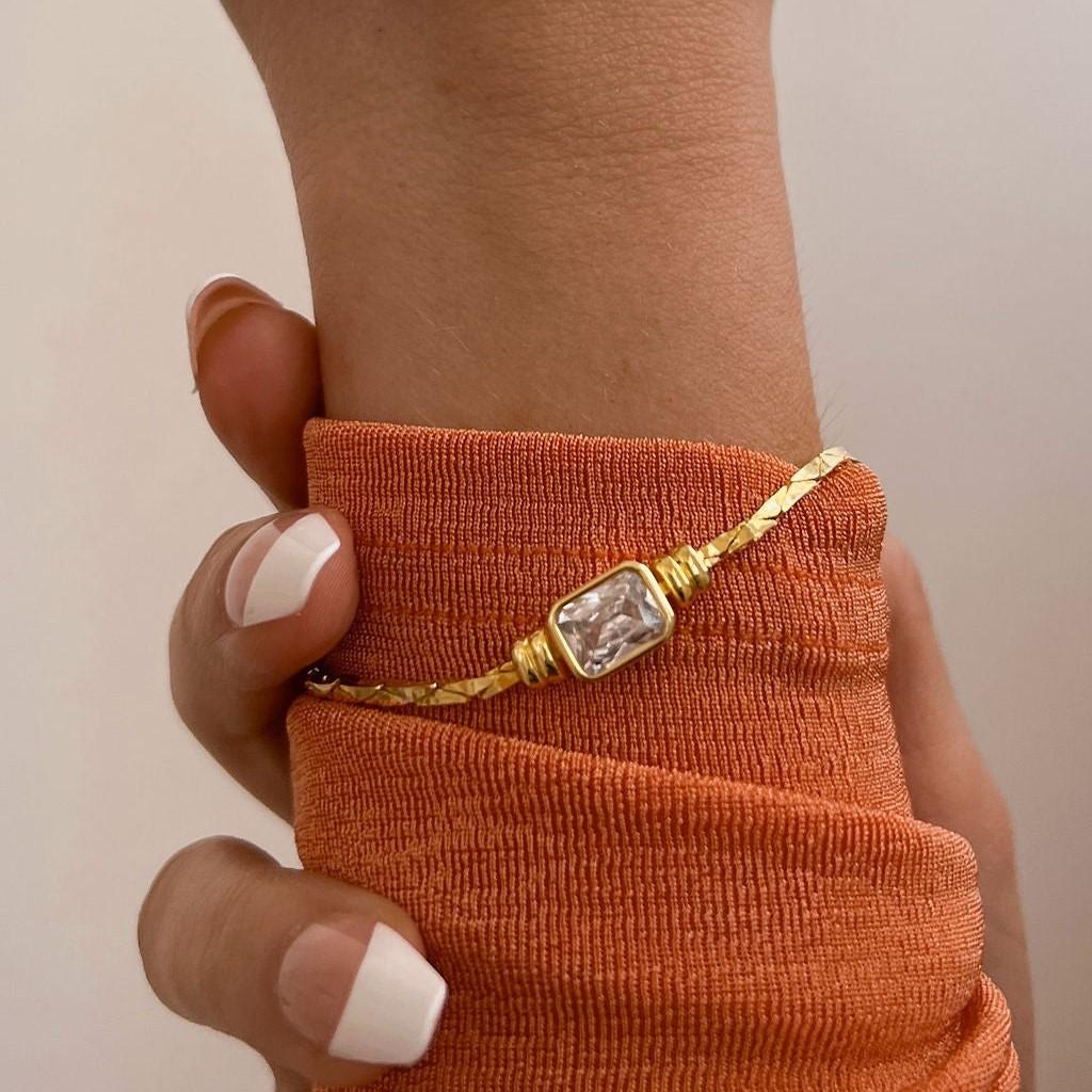 

Punk Retro Gold Color Square Crystal Bracelet for Women Waterproof Stainless Steel Shinging Zircon Bangle Party Jewelry Wed Gift silver color