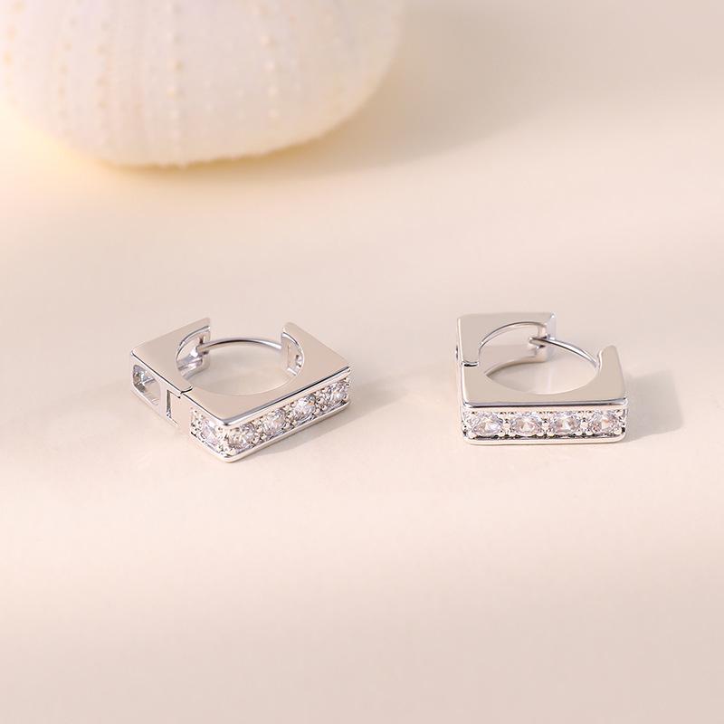 Французские геометрические серьги из циркония: Модные Высококлассные Каффы и Гвоздики для Ушей Женские 2026