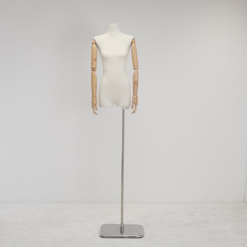 Korean Style Female Mannequin with Flat Chest for Clothing Display