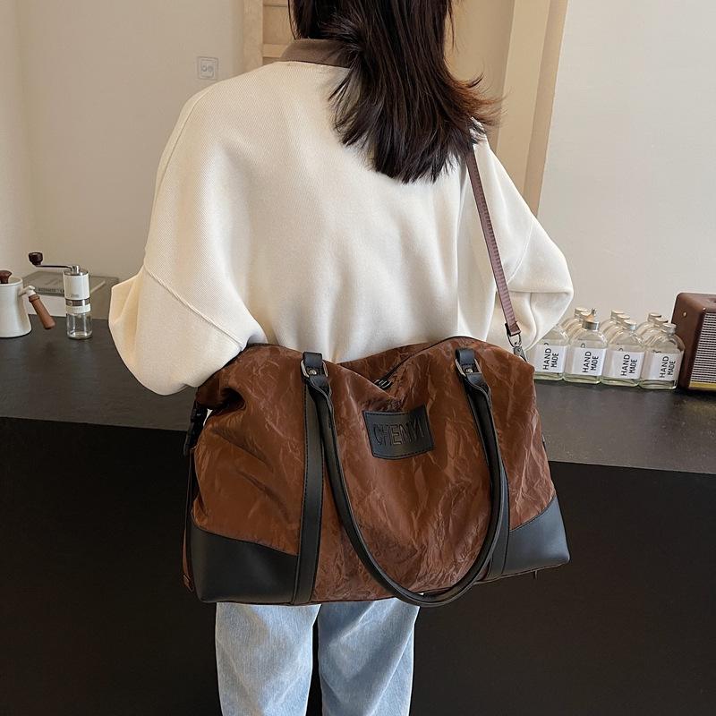 Winter Trendy Foreign Style Pattern Design Portable Travel Bag Dry and Wet Separation Fitness Bag Can Be Set with Tie Rod