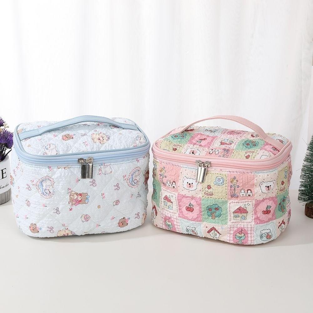 Portable Large Capacity Makeup Bag Cartoon Pattern Korean-style Makeup Storage Bag Cosmetic Bag Travel