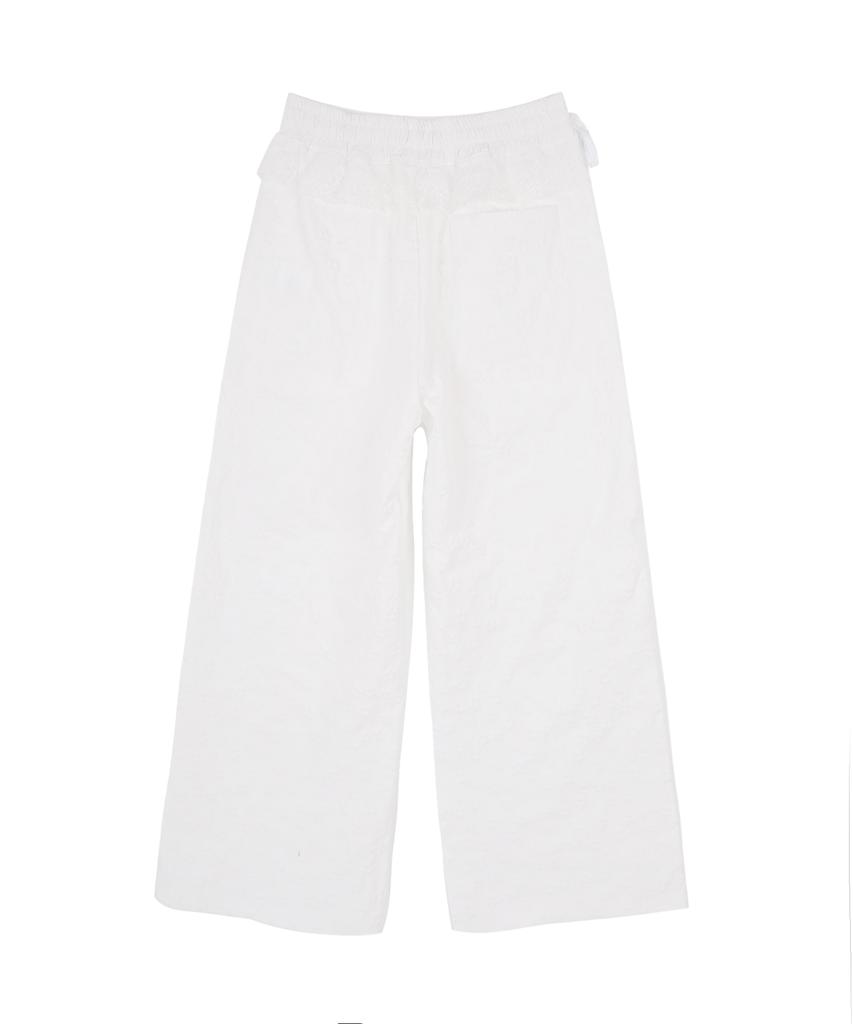 HIGH SCHOOL DISCO Flower Embossed Lace Pants_Ivory