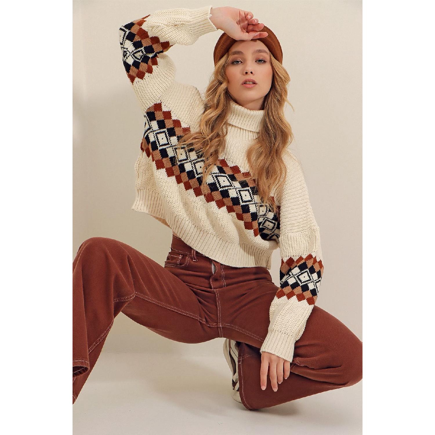 

Женская кремово-коричневая водолазка с ромбовидным узором, зимний трикотаж, укороченный свитер Alc-x9436 Standart кремовый