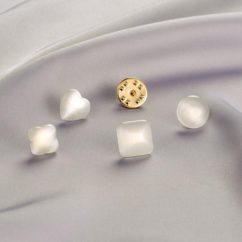 Cat's Eye Stone Shirt, Anti-glare Brooch, Women's Hidden Button Collar, High-end and Exquisite Brooch