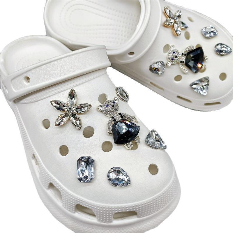 New Hole Shoes DIY Accessories Rhinestone Bear Set Shoe Flower Removable Garden Shoes Accessories Shoe Buckle