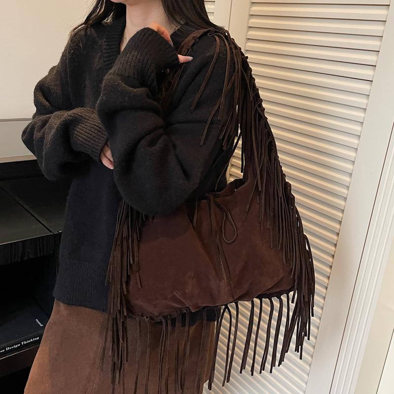 Sense of Luxury High Quality Designer Style Faux Suede Square Shoulder Bags Solid Retro Tassel Women's Handbags 2025 Winter New