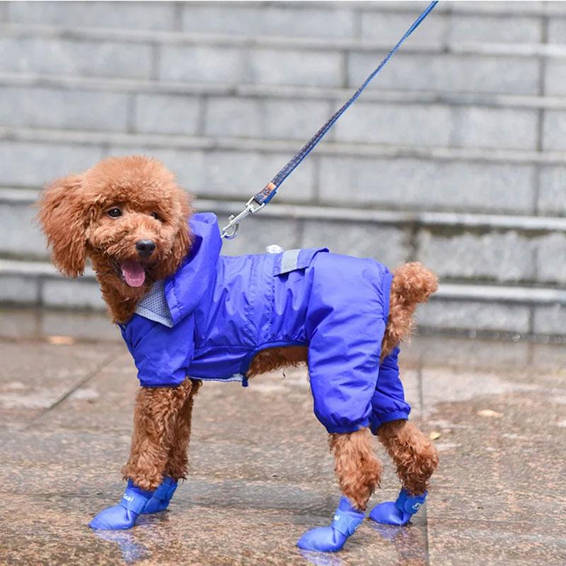 4Pcs Four Legs Waterproof Silicone Anti Slip Pet Shoes Wear-resistant Rain Shoes Soft Sole Jelly Color