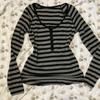 Los Dames Gestreept T-shirt Halve Open Kraag Mode Elegante Blouse met Lange Mouwen Knopen Eenvoudig Lente Herfst Dames Slim Fit Schattige Shirts